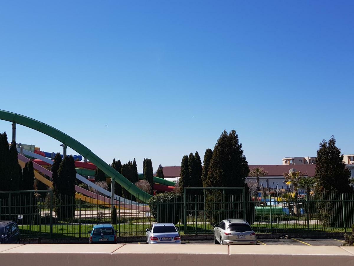 Aquapark Apartment Napospart Kültér fotó