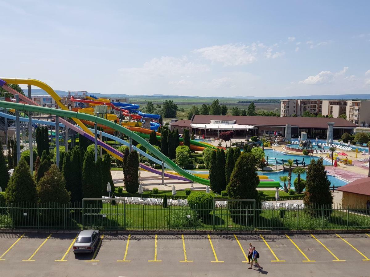Aquapark Apartment Napospart Kültér fotó